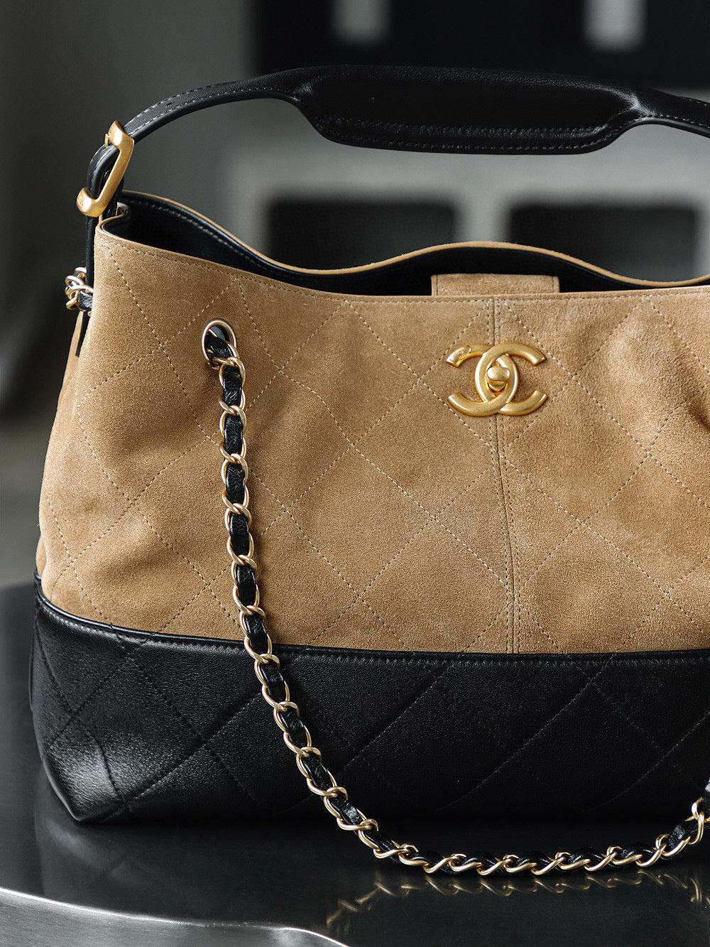 Chanel 25A Hobo Bag (small)