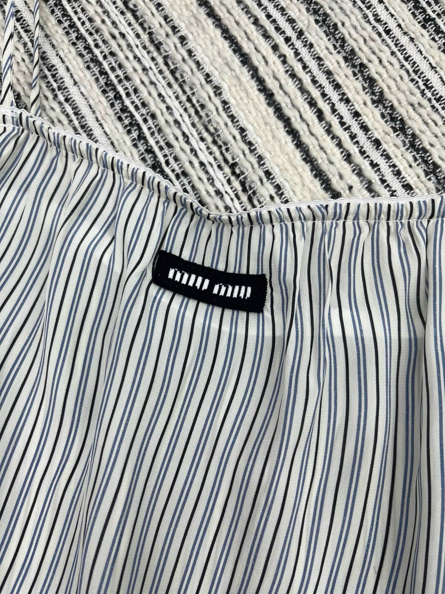 Miu Miu Crop Top