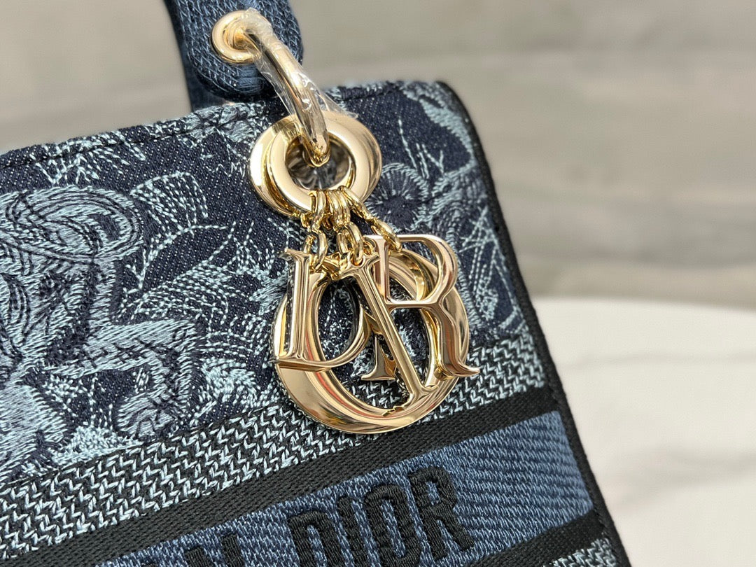 Dior Lady Dior (24cm)