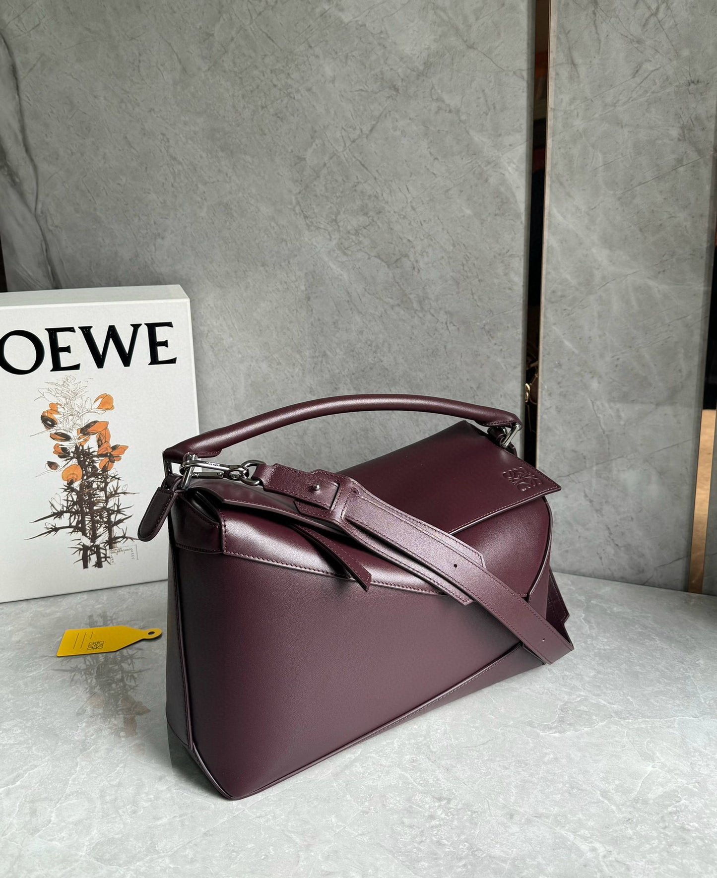 Loewe Puzzle Shoulder Bag(33x21x17cm)