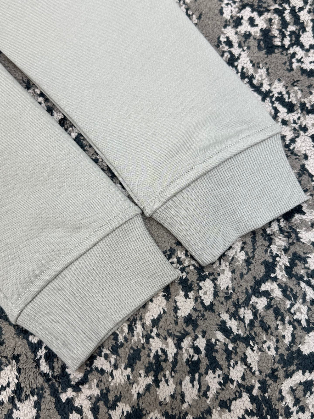 Hermes Sweater