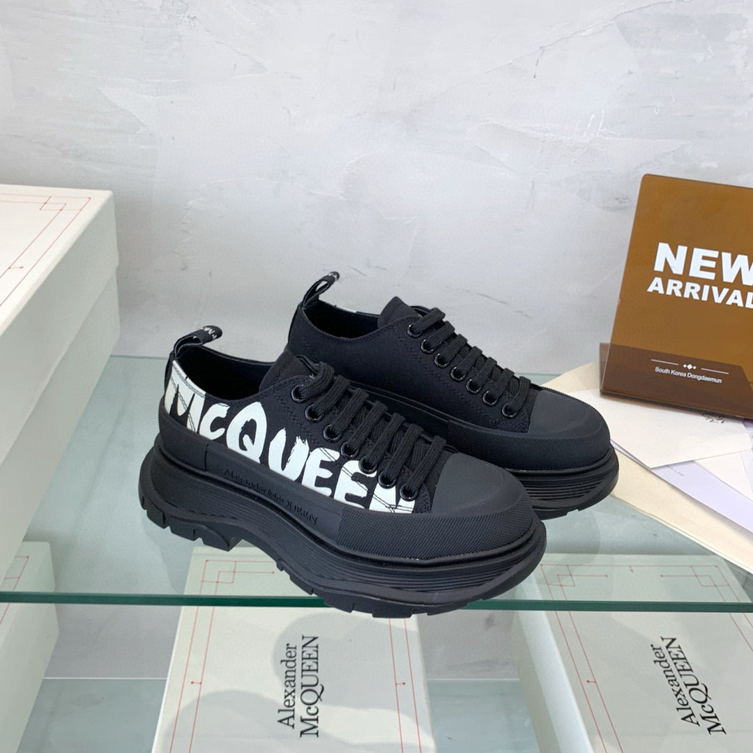 Alexander McQueen Sneakers