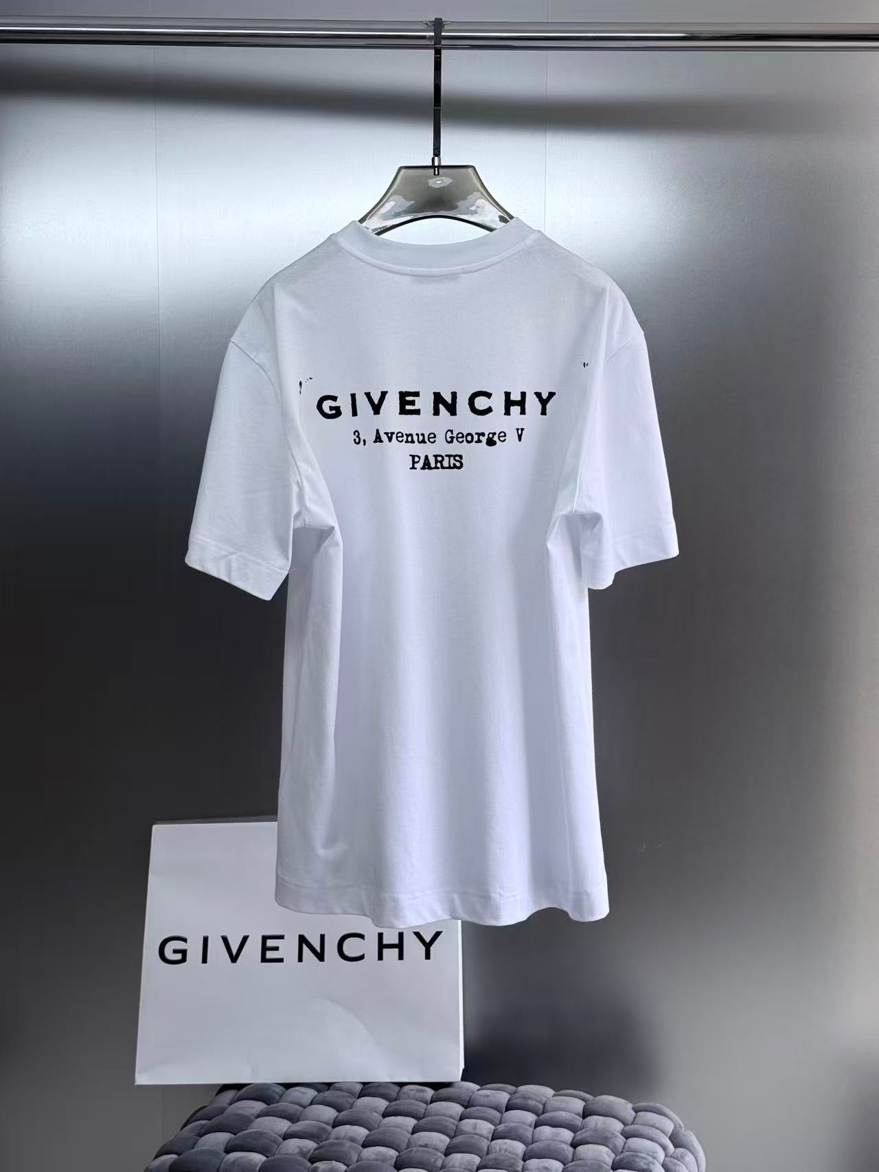 Givenchy T-Shirt