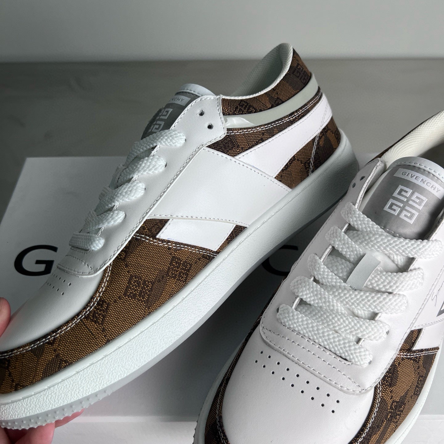Givenchy Sneakers