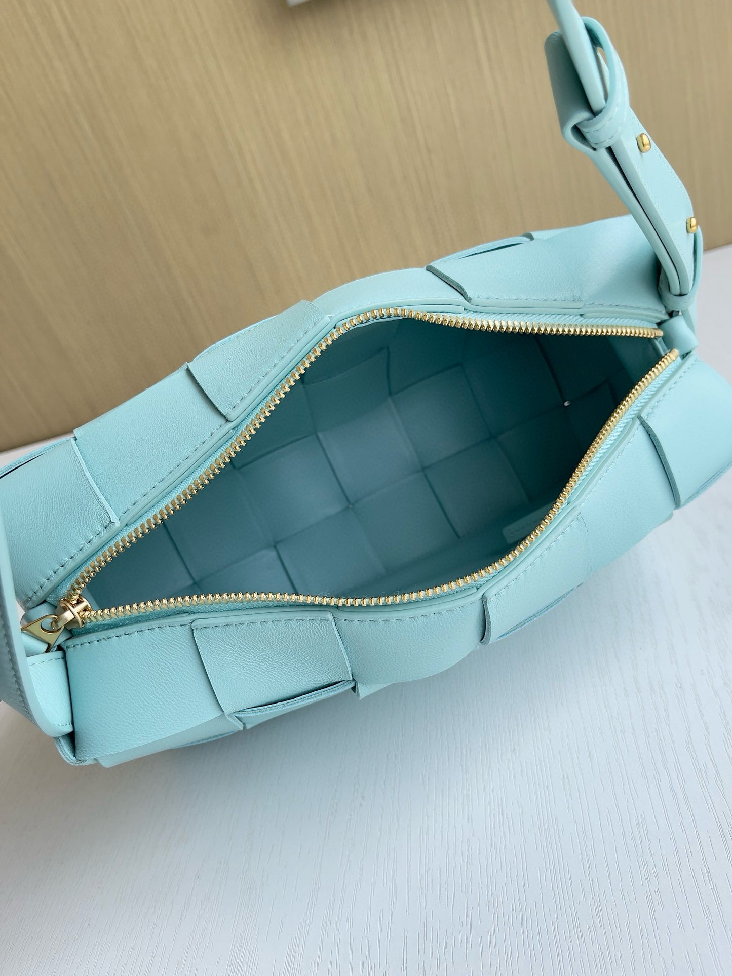 BV Intrecciato Cassette Bag