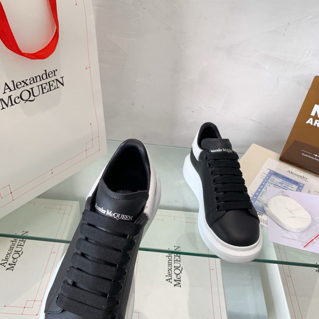 Alexander McQueen Sneakers