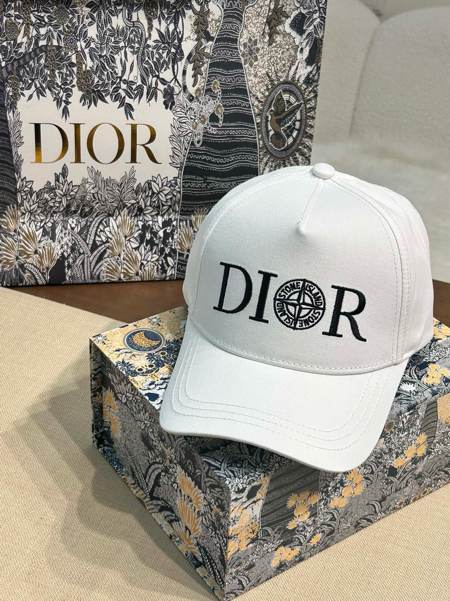 Dior Cap
