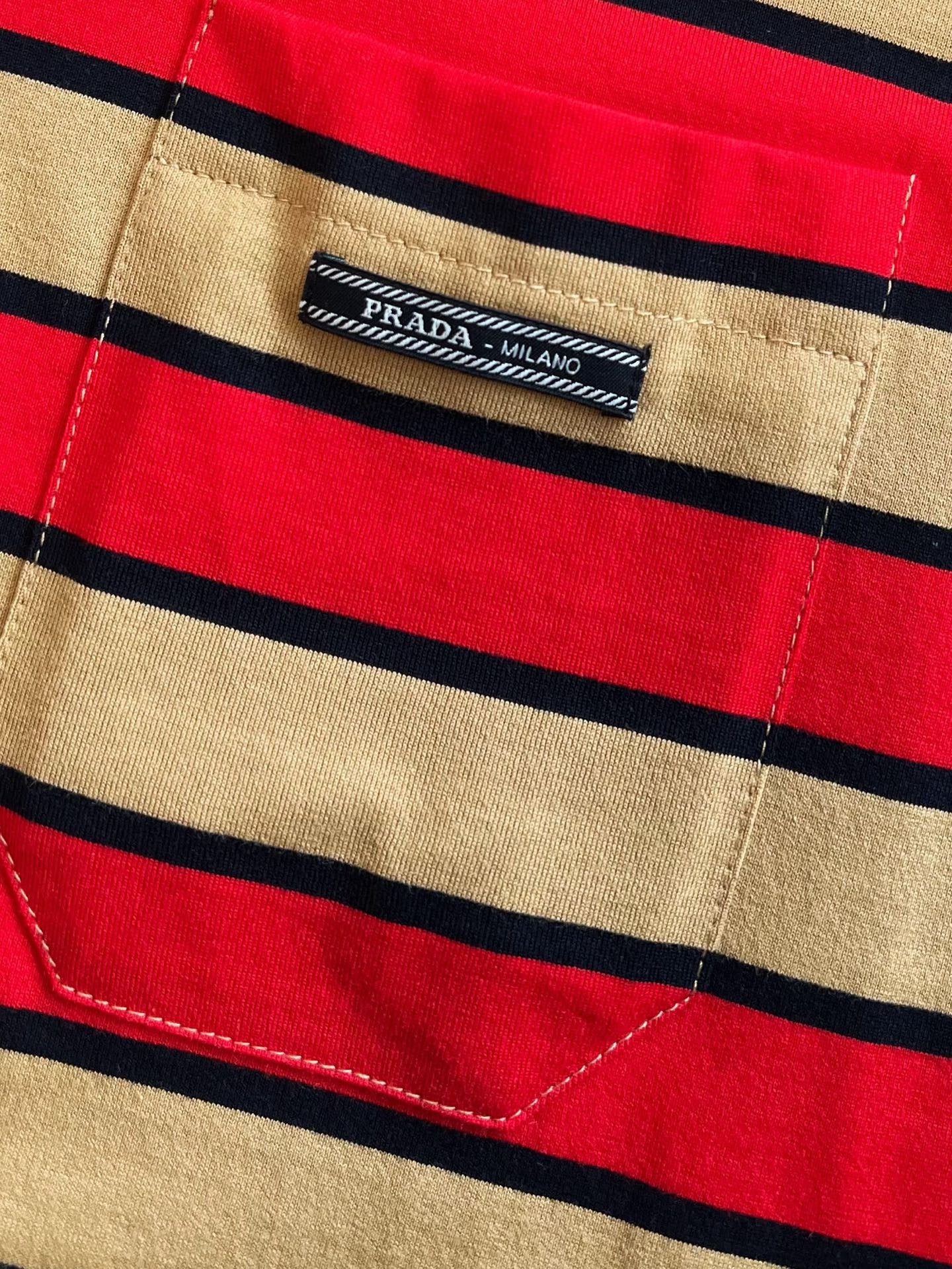 Prada T-Shirt