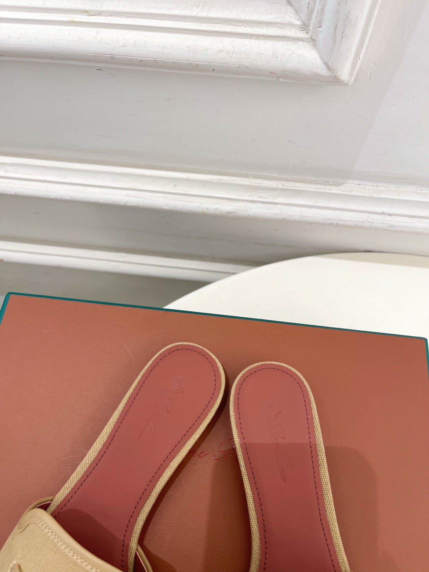 LP Sandals