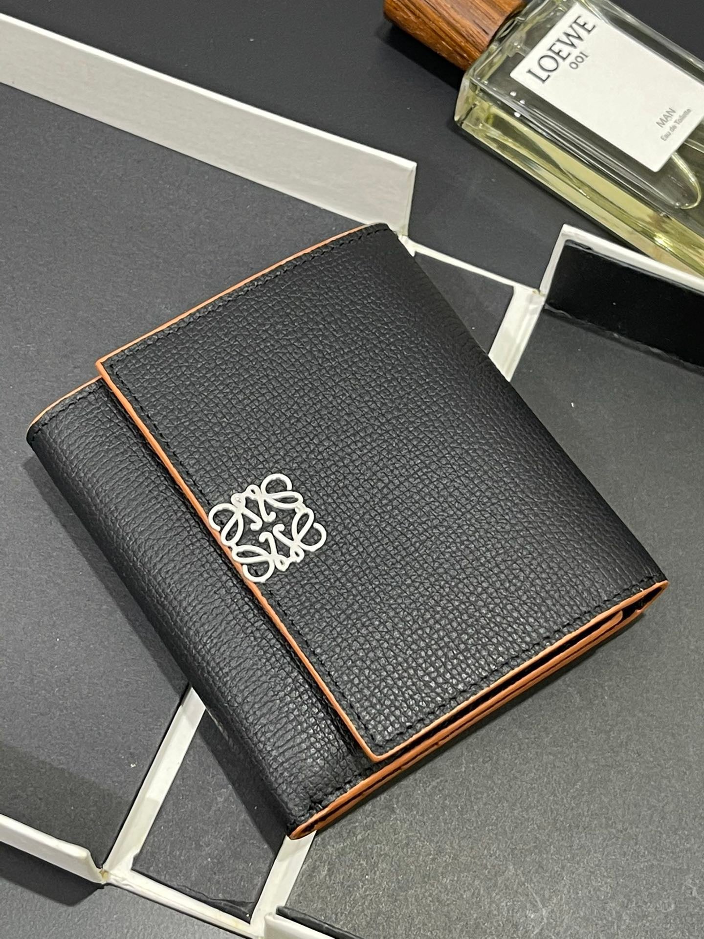 Loewe Wallet
