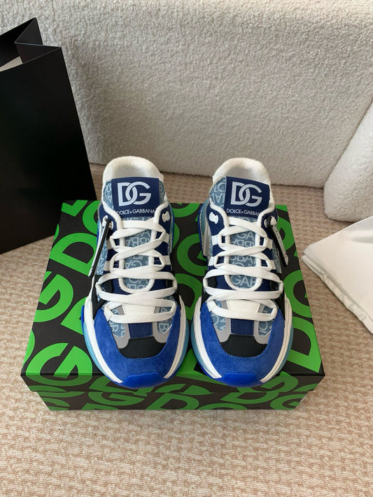 DG Sneakers