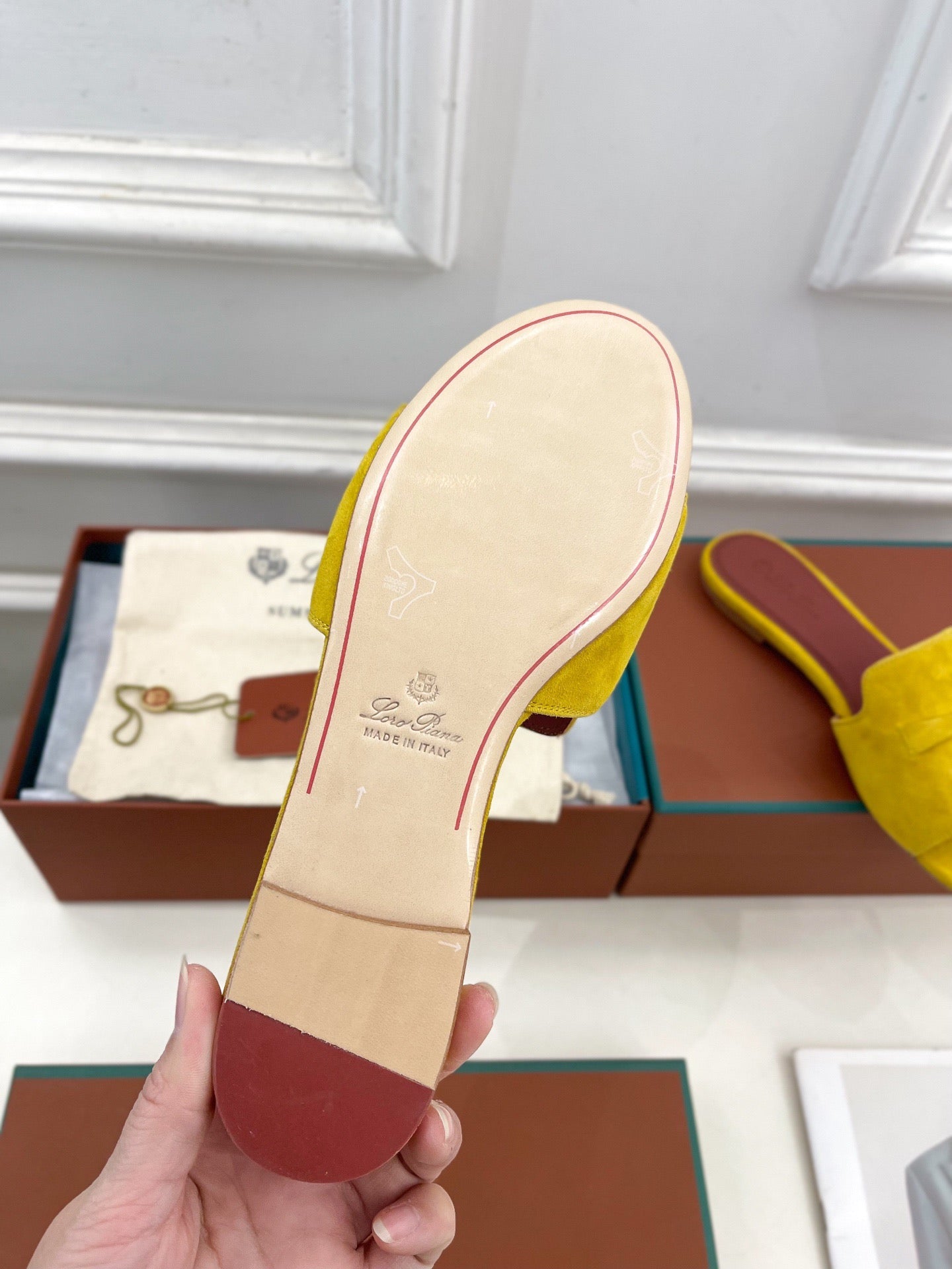 LP Sandals