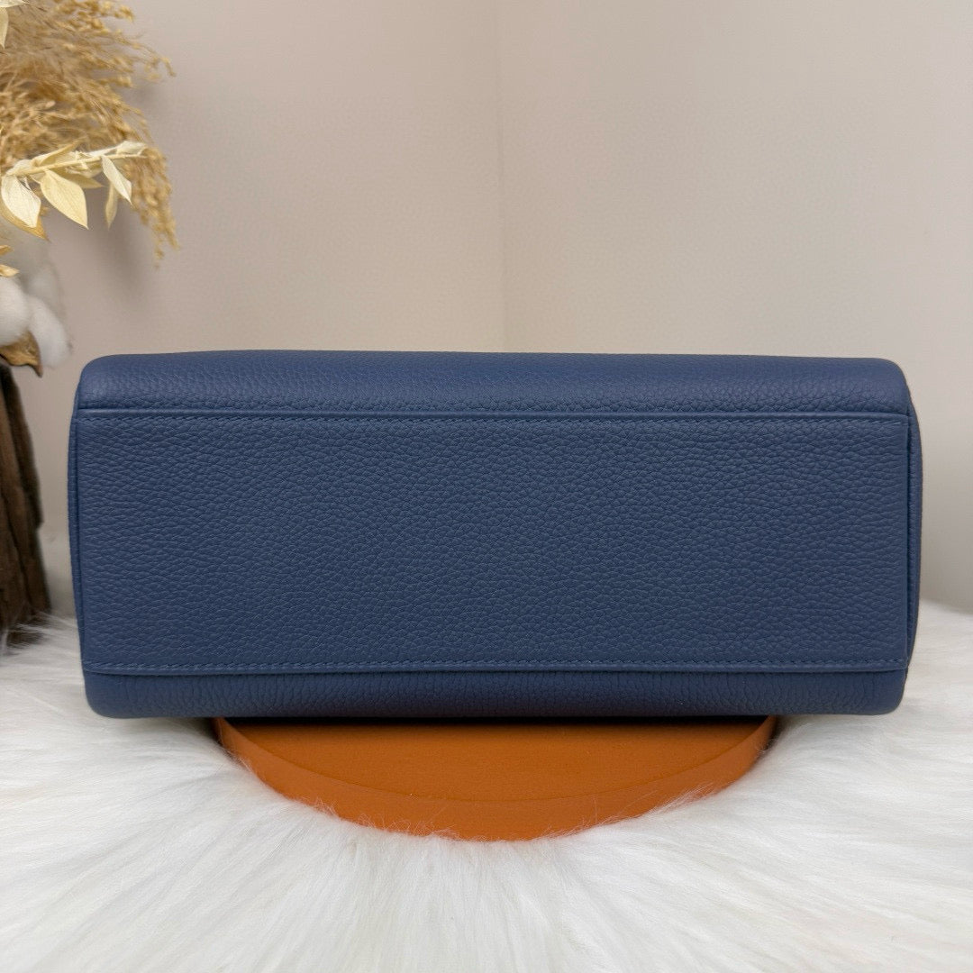 Hermes Messenger Bag