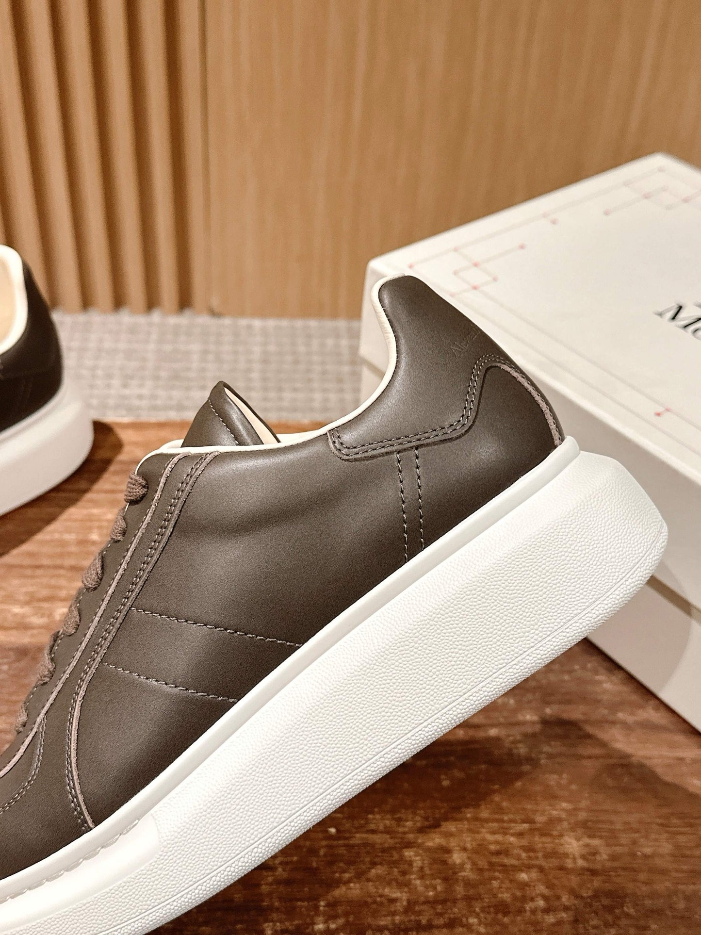 Alexander McQueen Sneakers