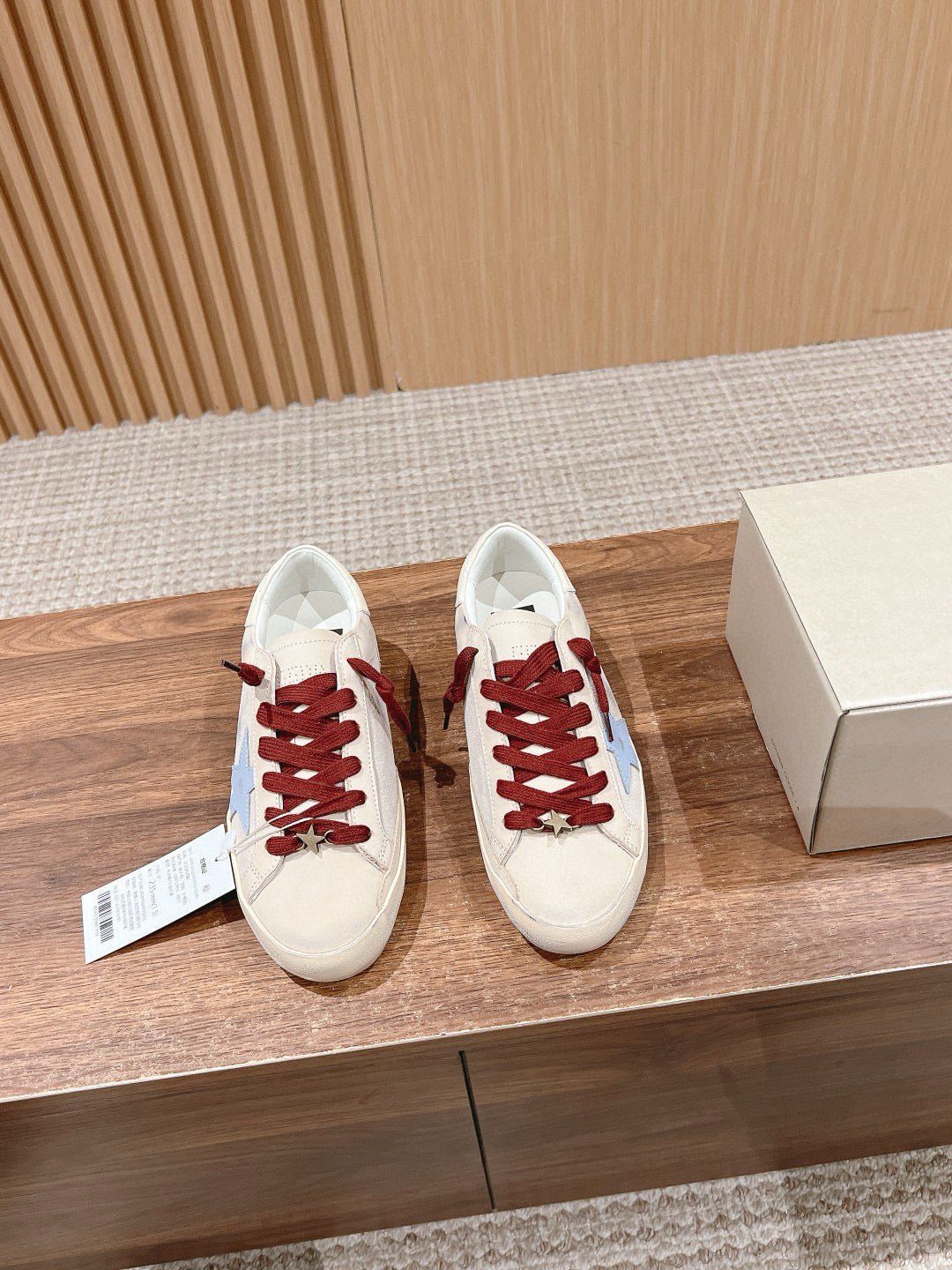 Golden Goose Sneaker