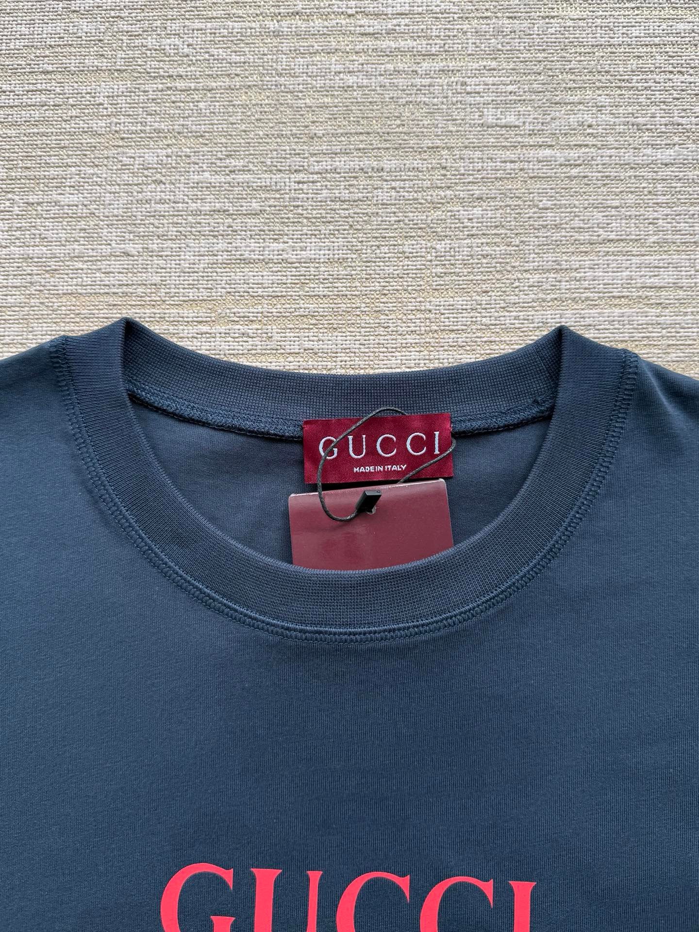 Gucci T-Shirt
