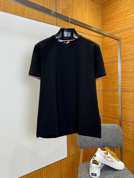Moncler T-shirt