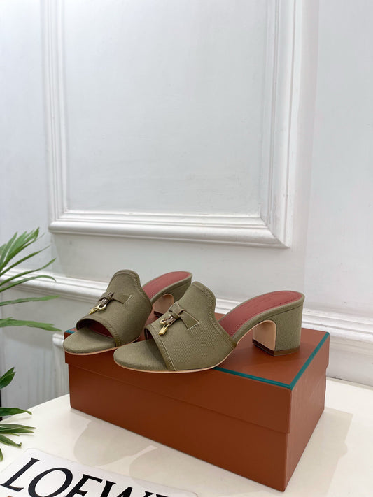 LP Sandals
