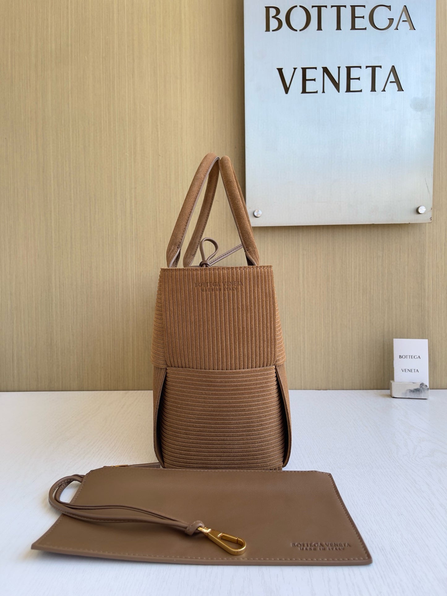 BV Arco Tote Bag