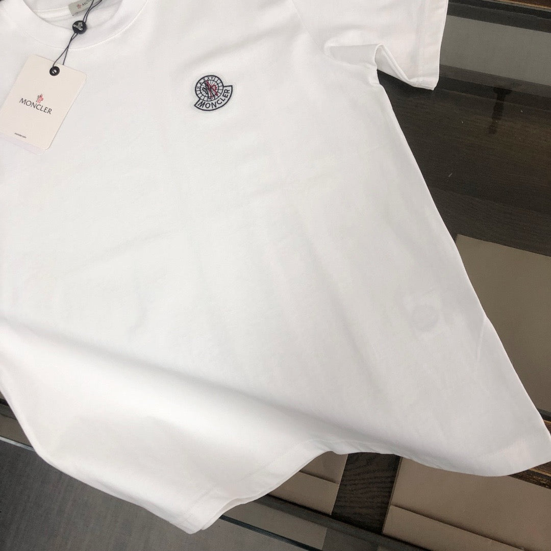 Moncler T-shirt