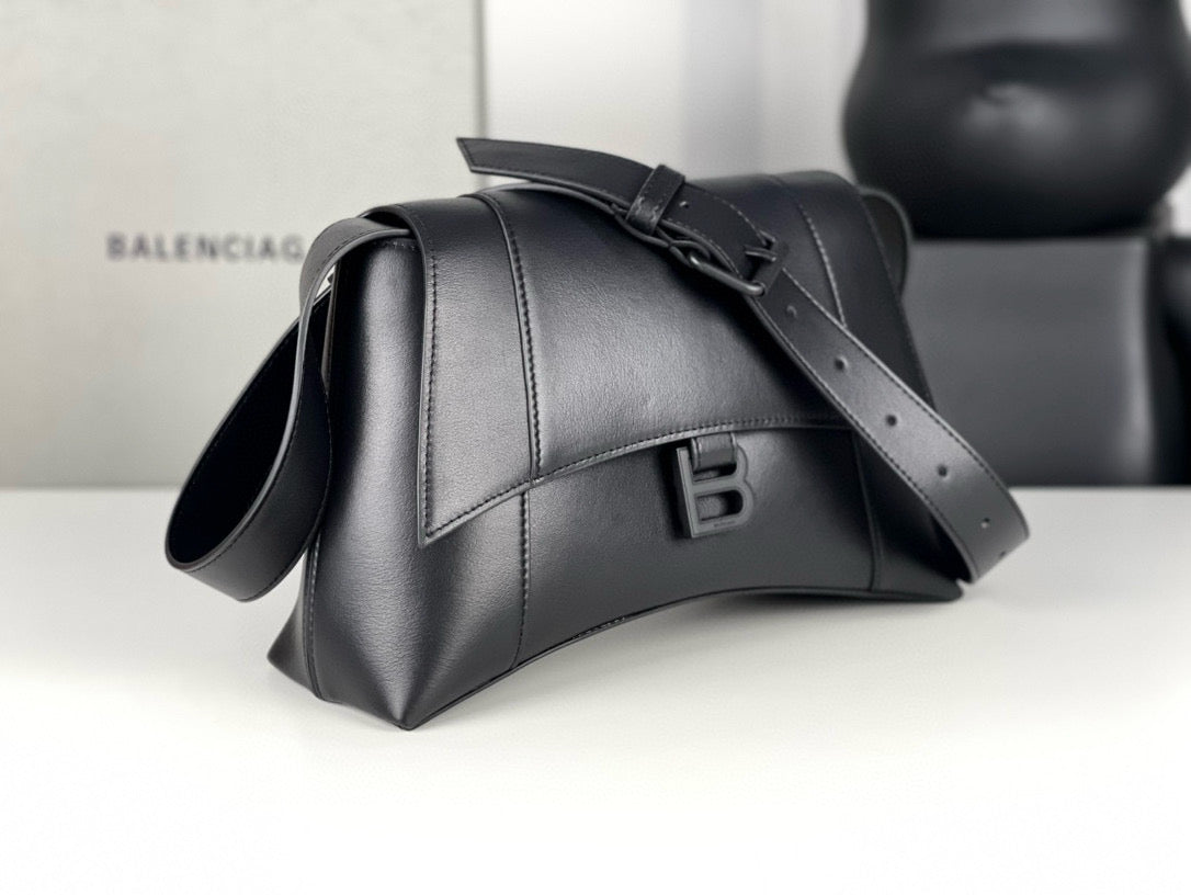 BLCG Downtown Leather Shoulder Bag
