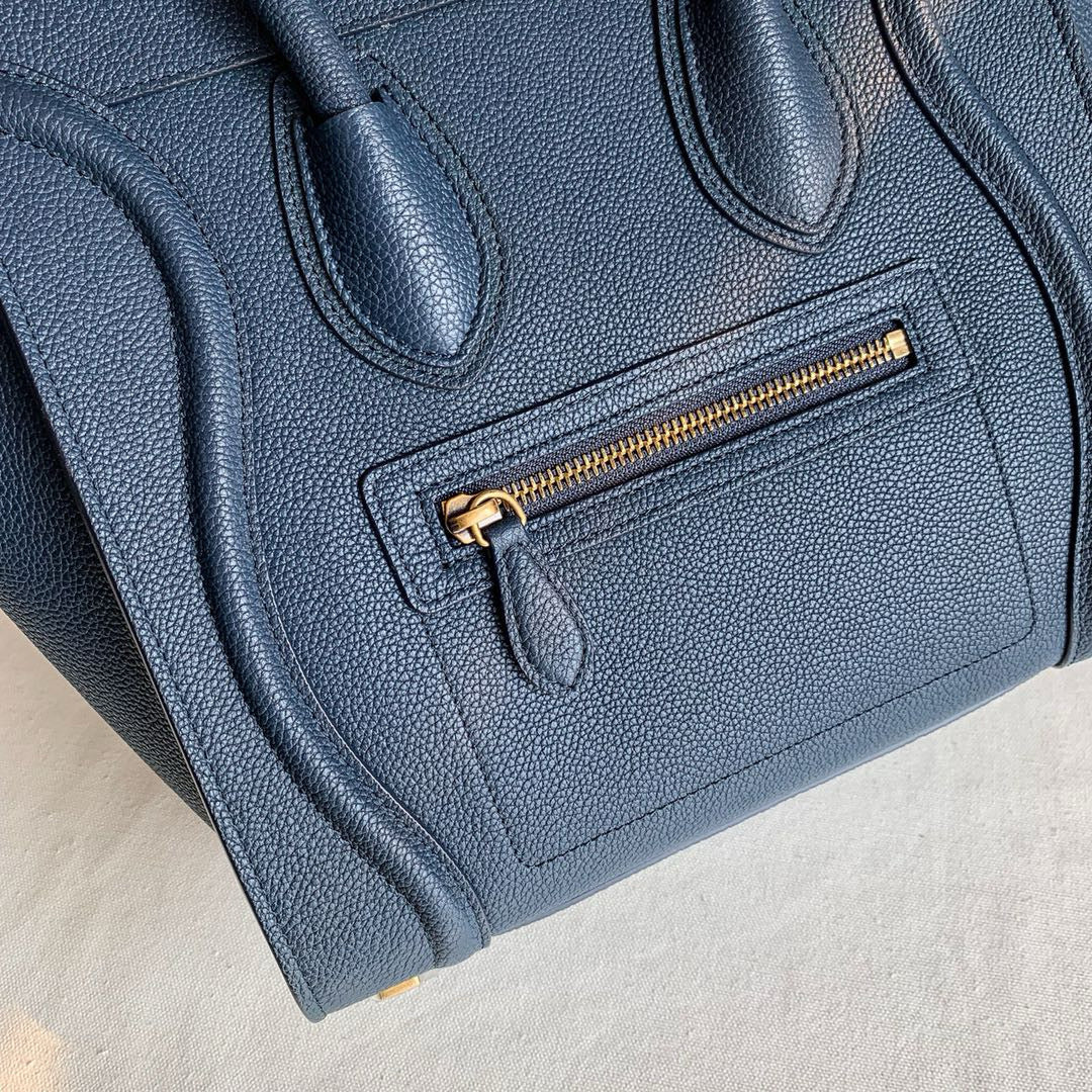 Celine Duffel