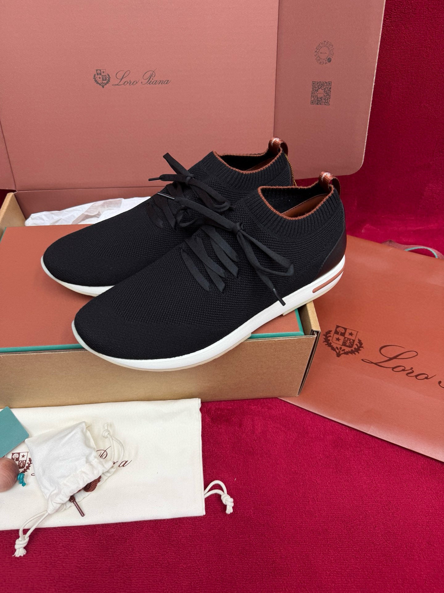 Loro Piana 360 Flexy Walk Sneakers