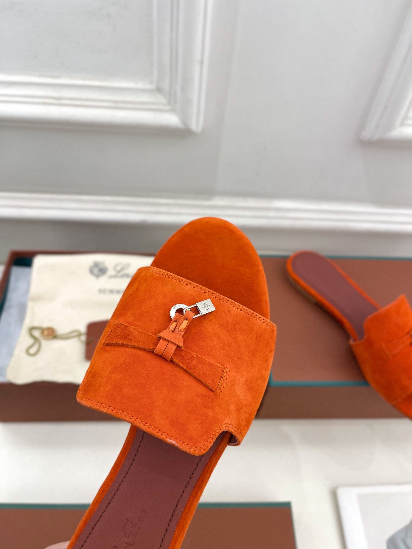 LP Sandals