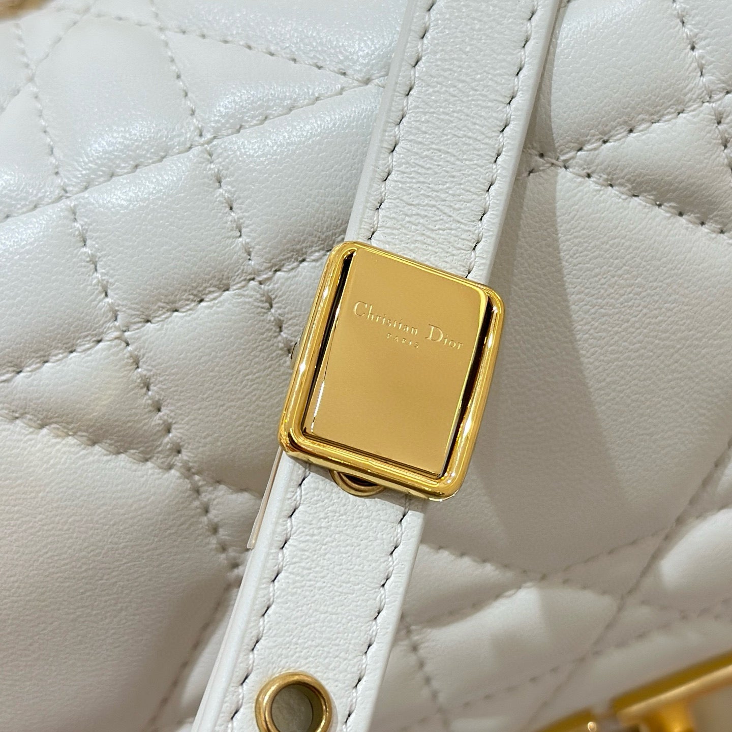 Dior Shoulder Bag 25x16x9cm