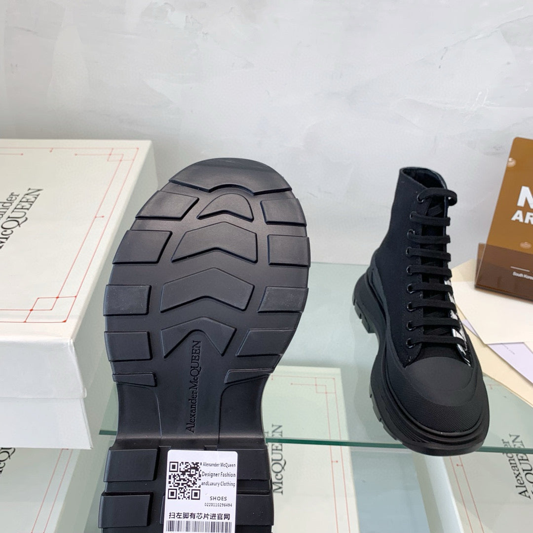 Alexander McQueen Sneakers