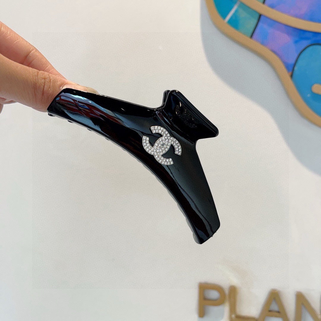 Chanel Hairpin