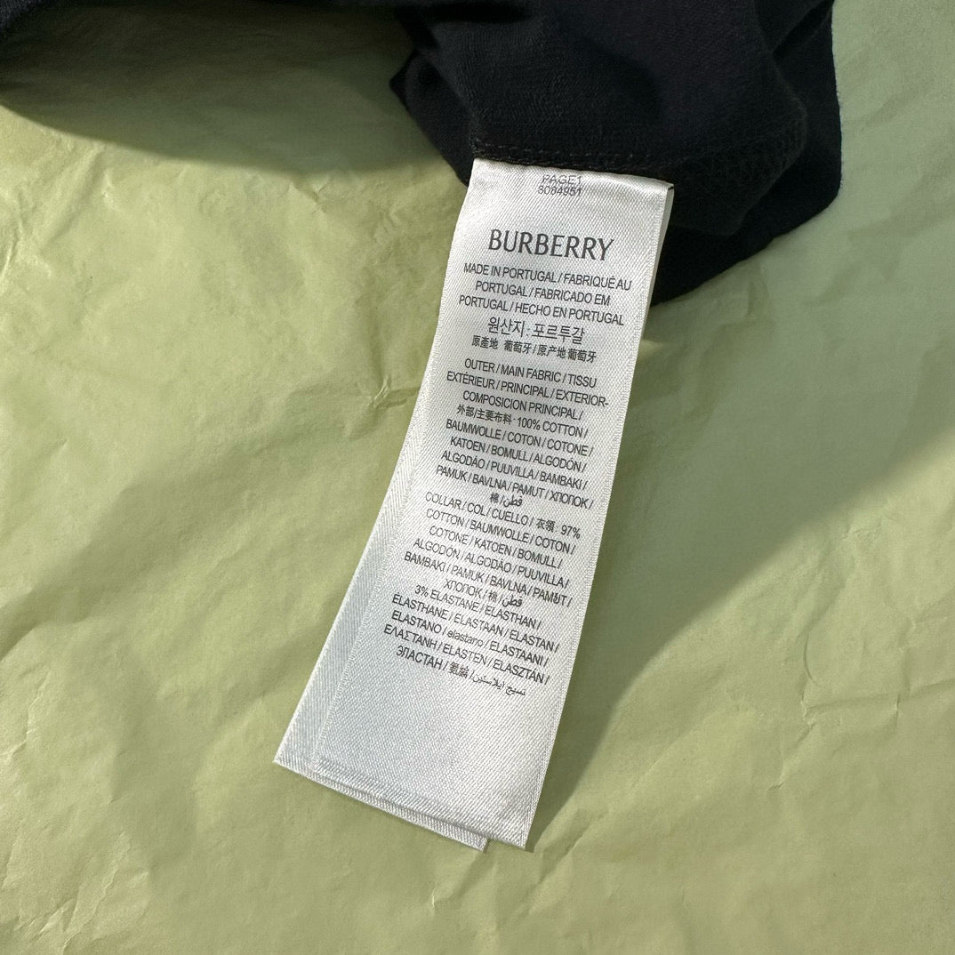 Burberry T-Shirt