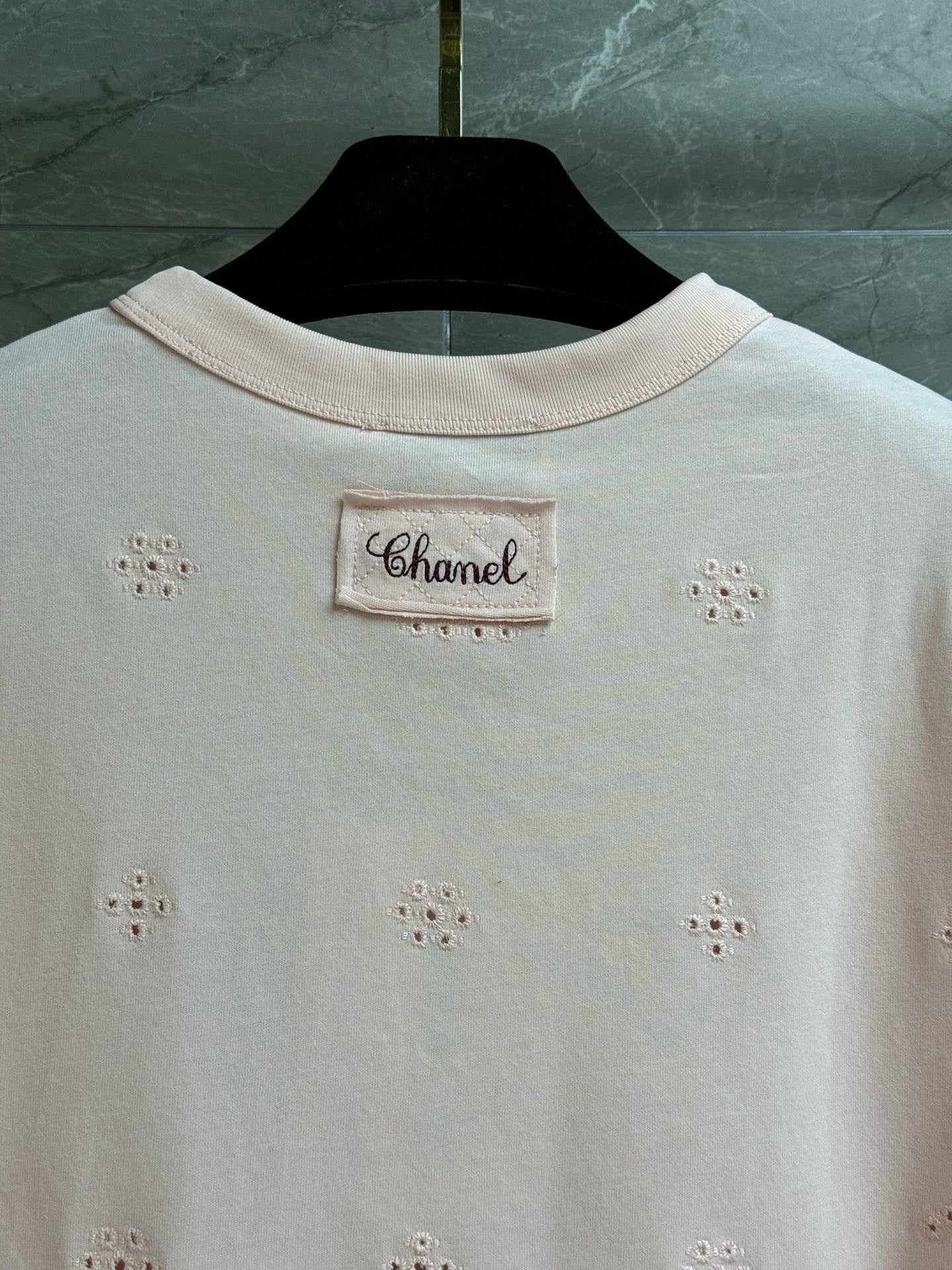 Chanel T-Shirt