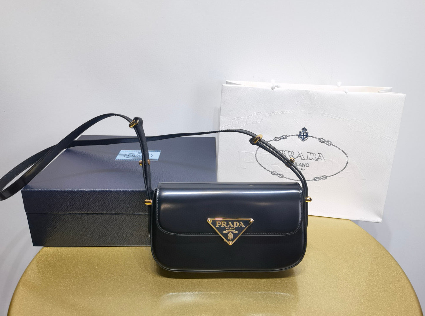 Prada Shoulder Bag 24x11x4cm