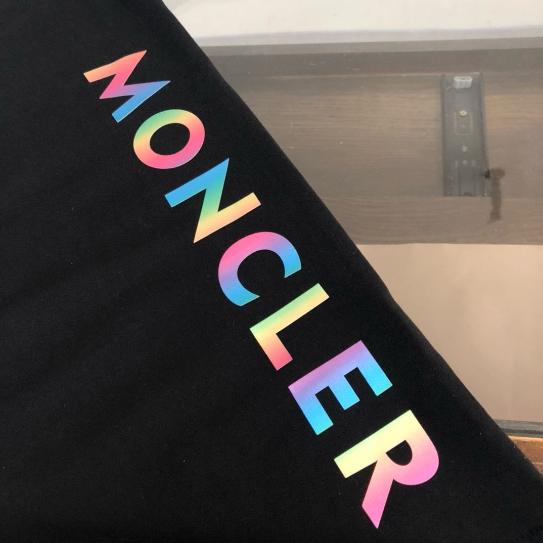 Moncler T-shirt