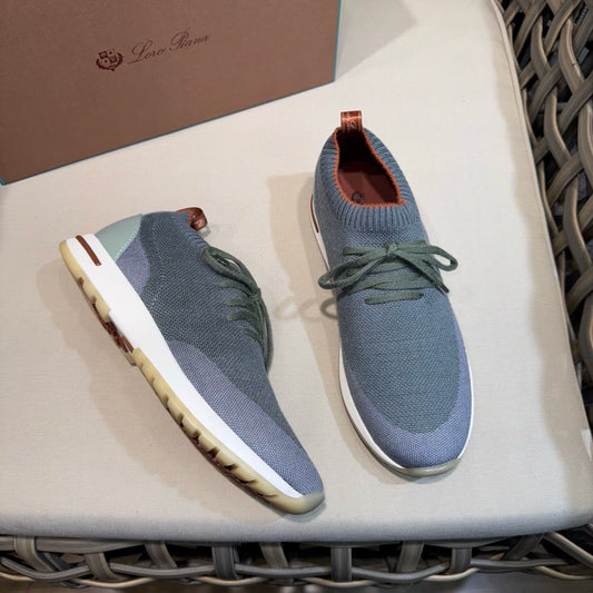 LP Sneakers