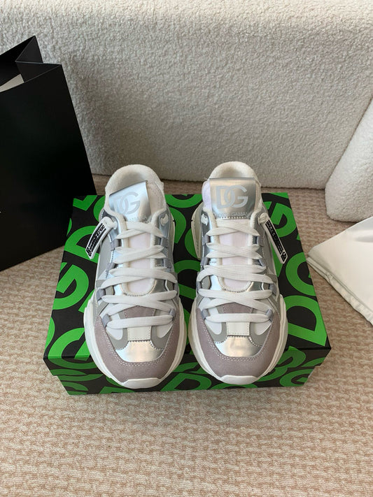 DG Sneakers