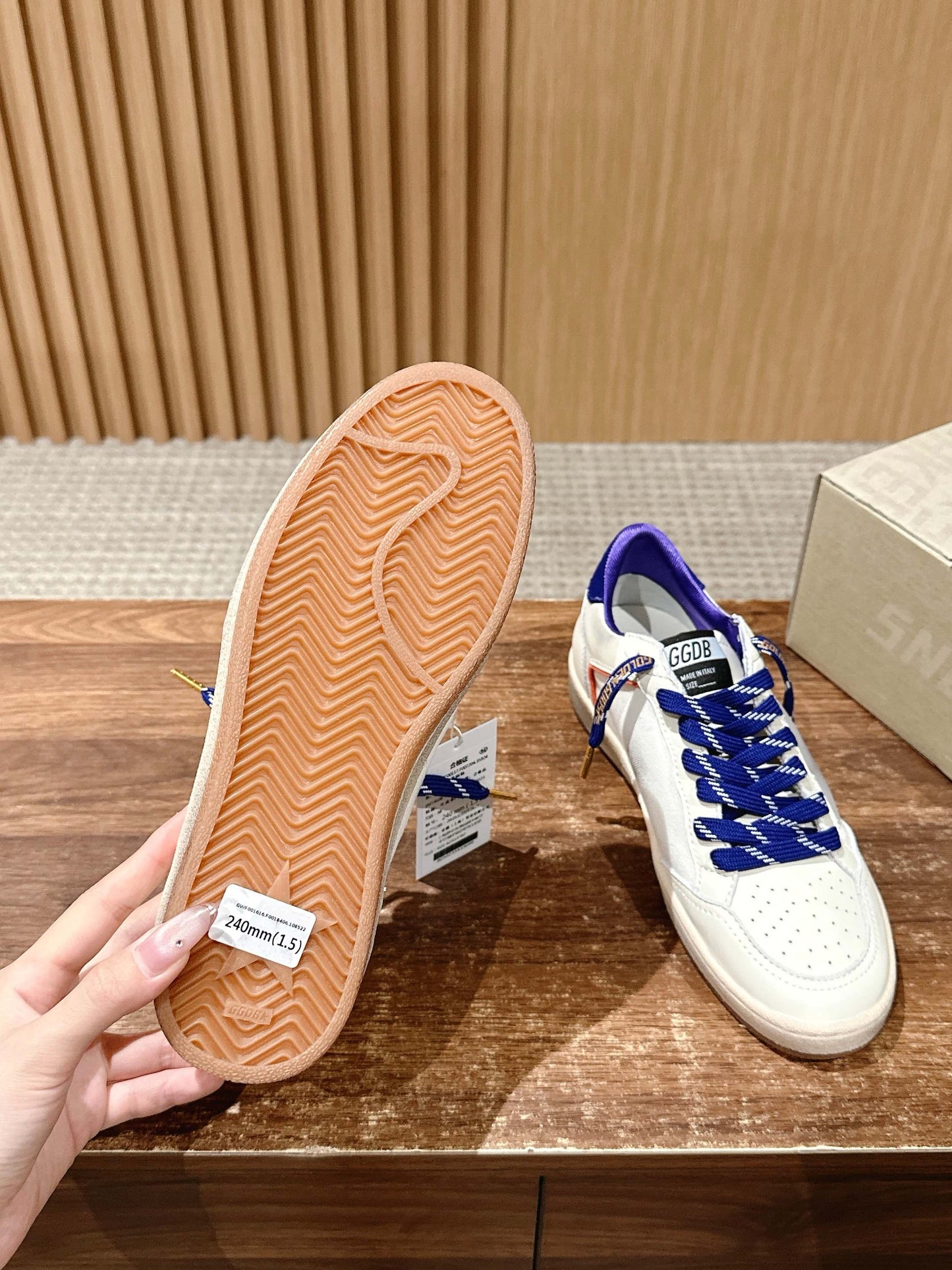 Golden Goose Sneaker