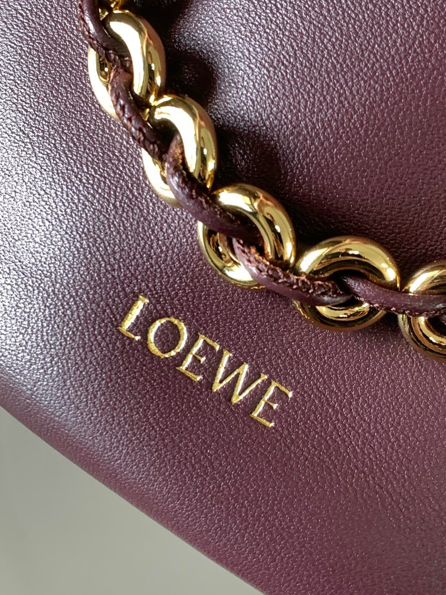 Loewe Flamenco
