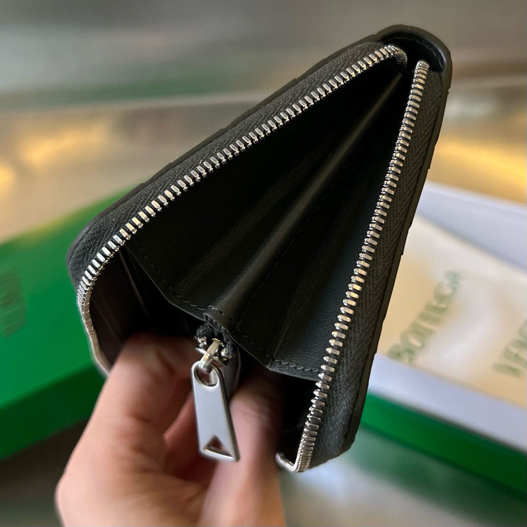 Bottega Veneta Long Zipped Wallet