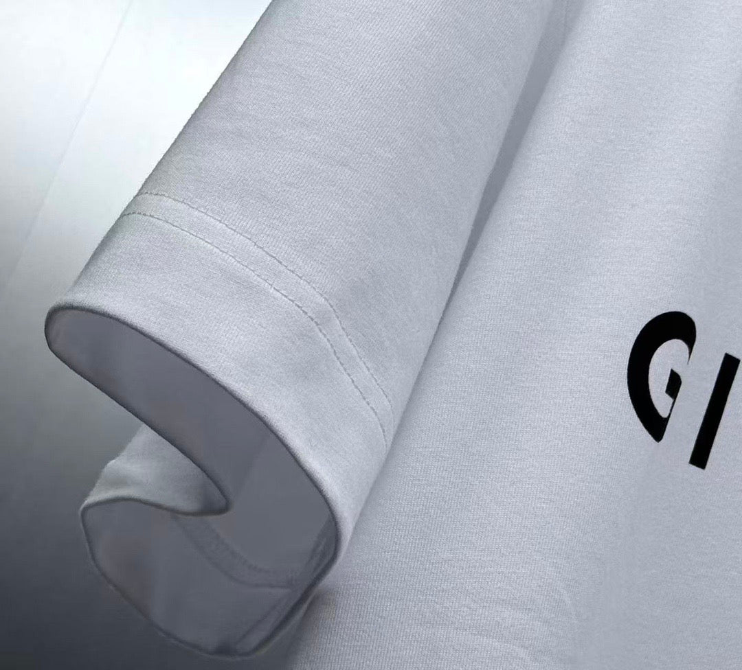 Givenchy T-Shirt