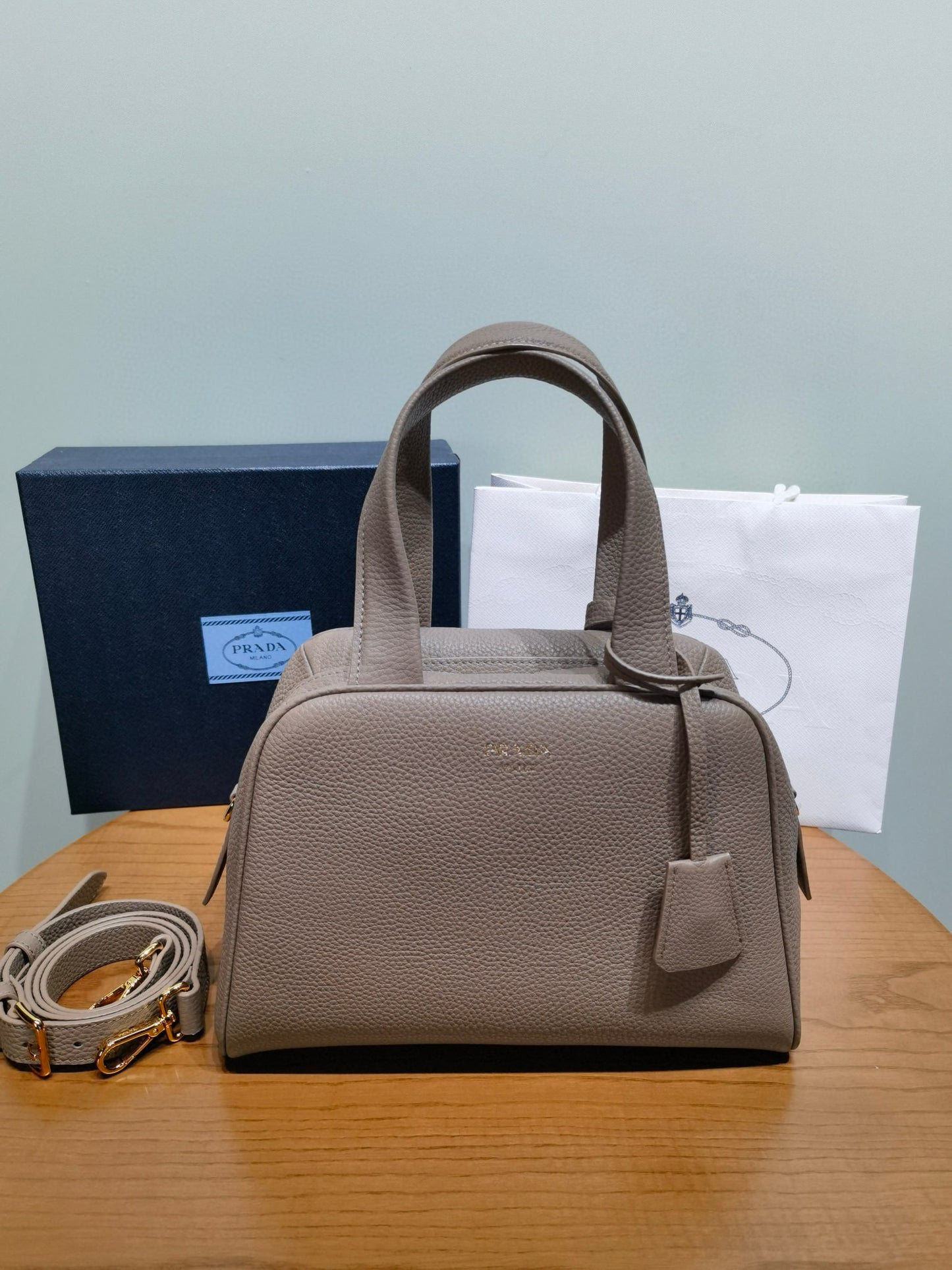 PD Clay Grey Top-Handle Bag 28x20x13cm