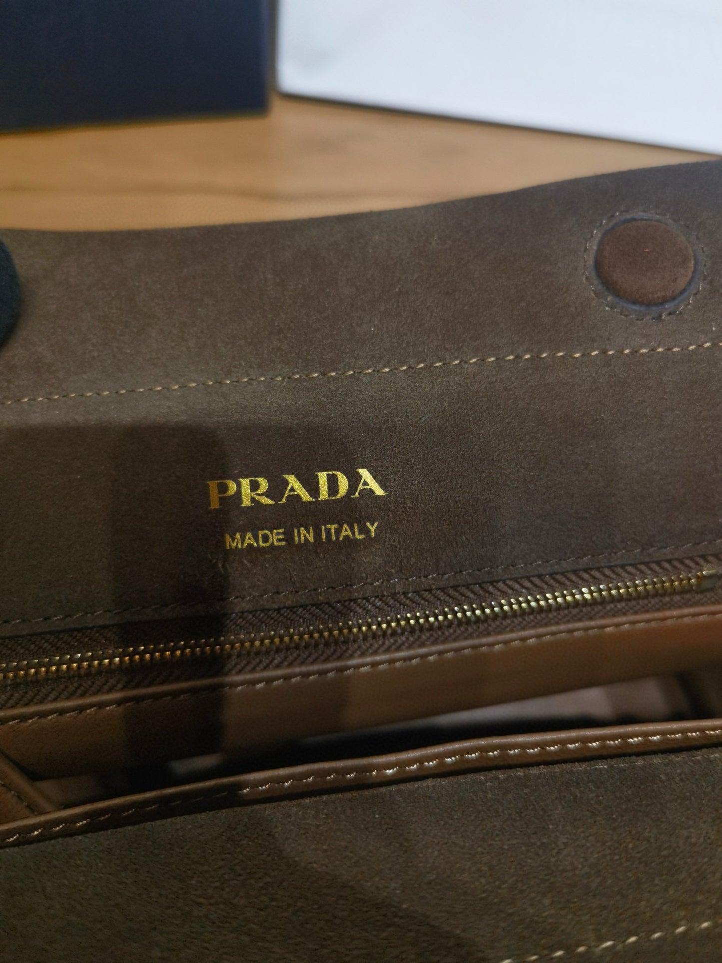 PD Enchaine Cross Body Bag