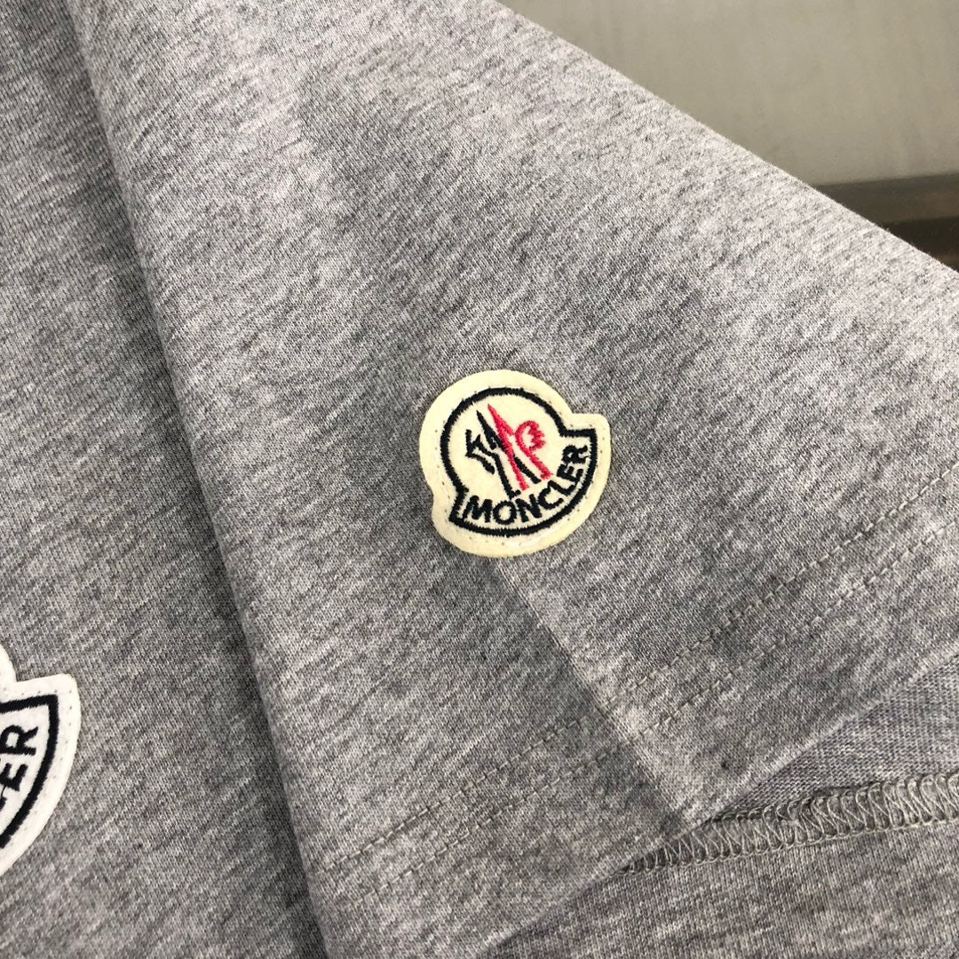 Moncler T-shirt