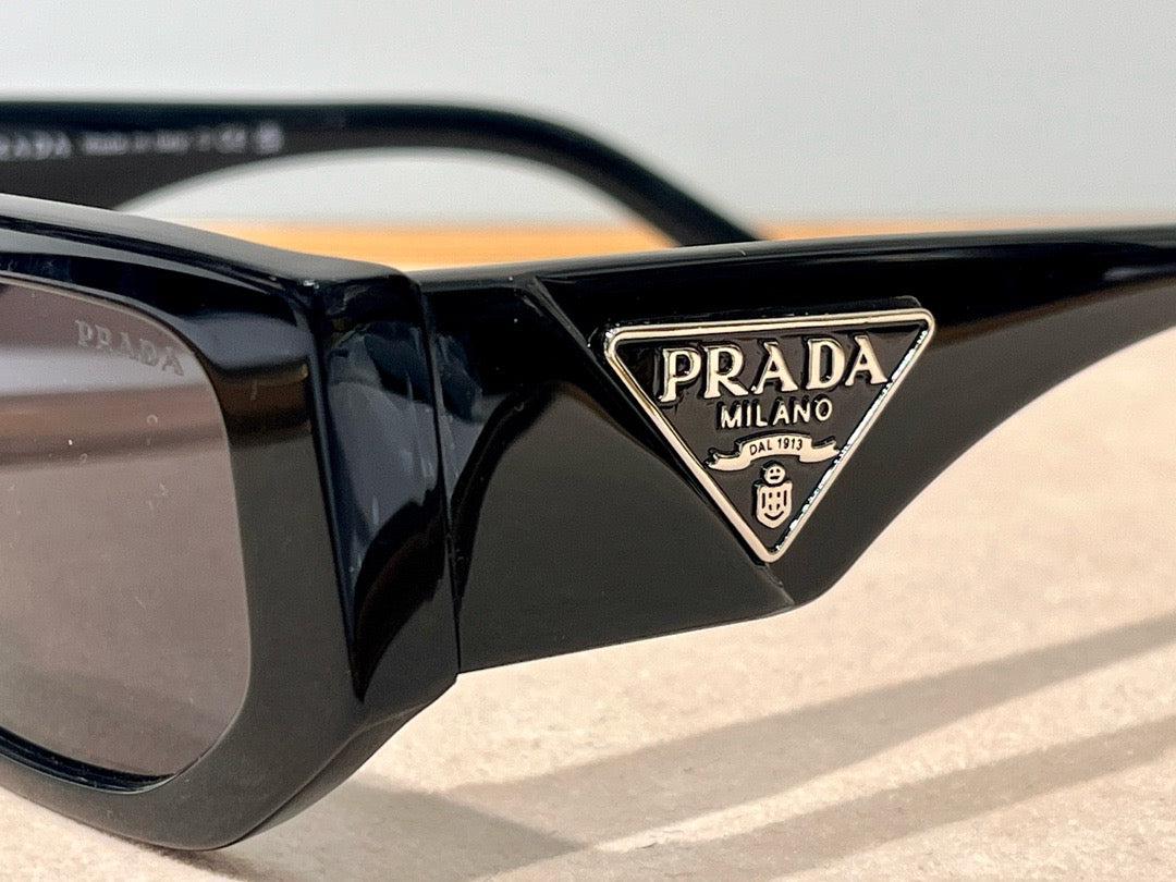 gafas de sol prada