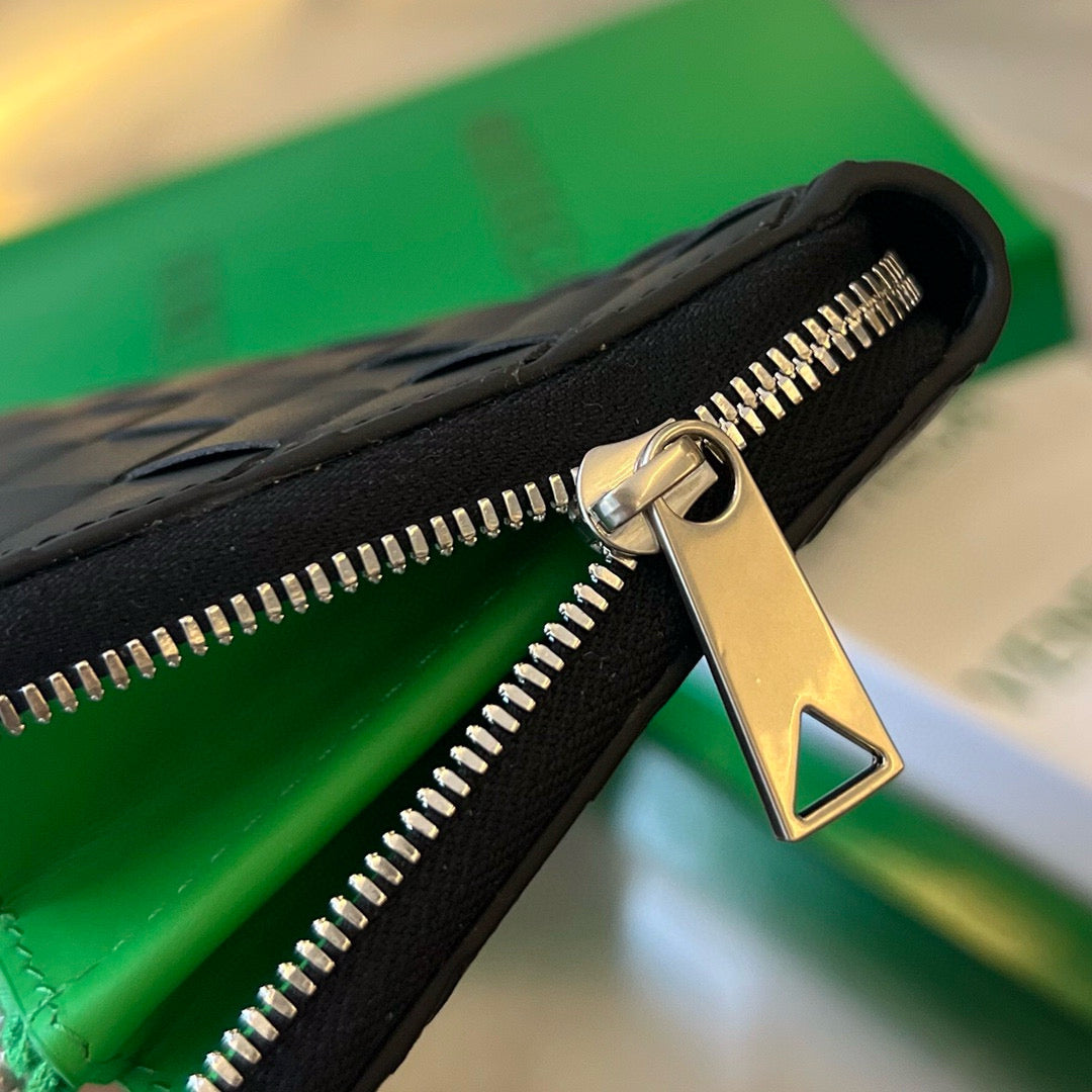 Bottega Veneta Long Zipped Wallet