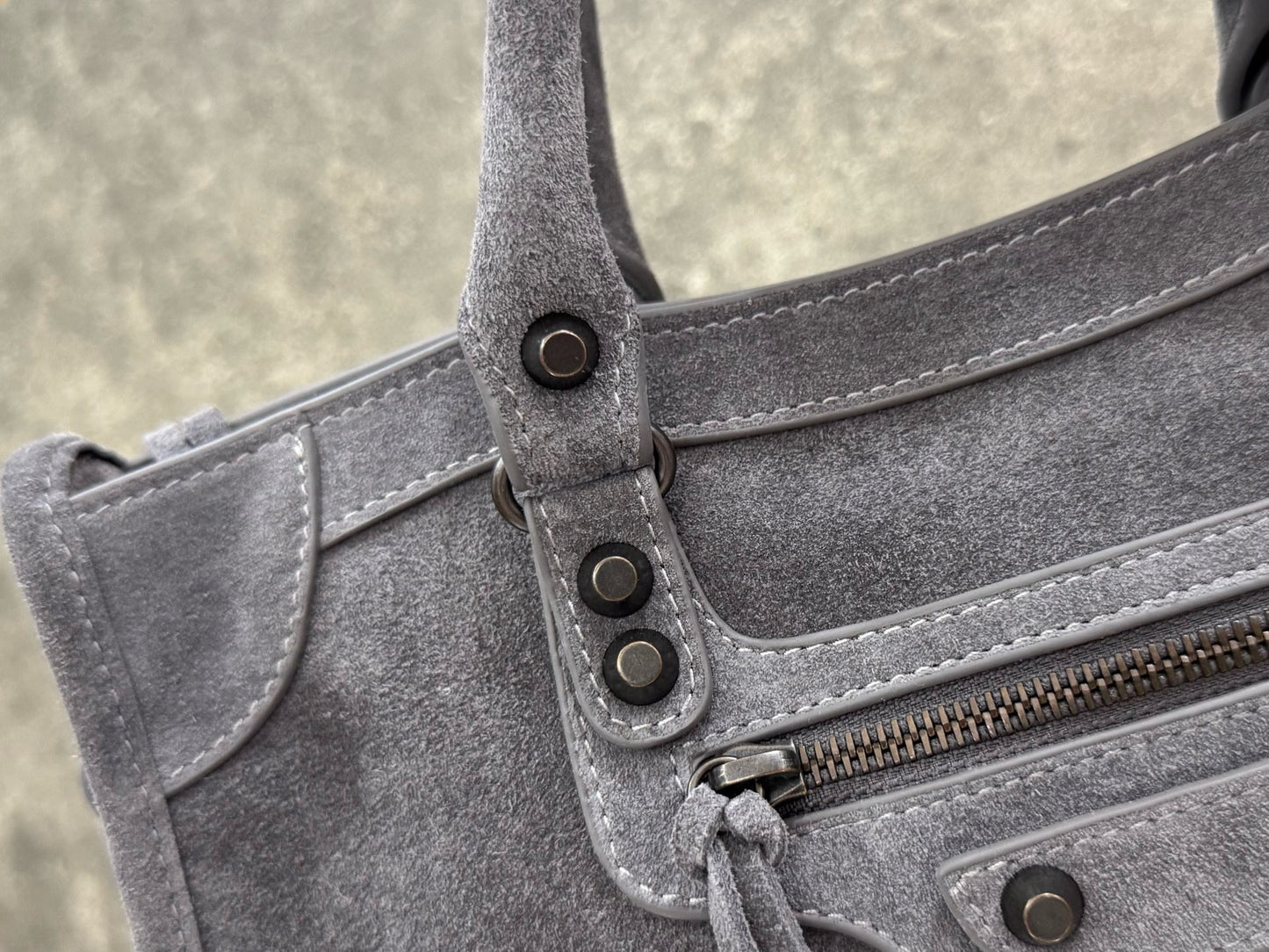 BLCG Le City First Handbag