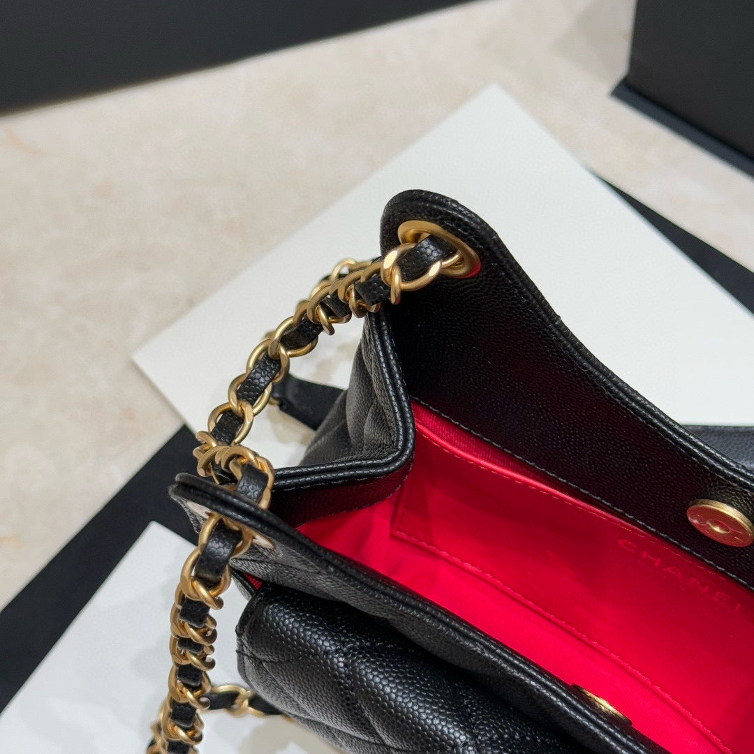 Chanel 24C Hobo (19x17x6cm)