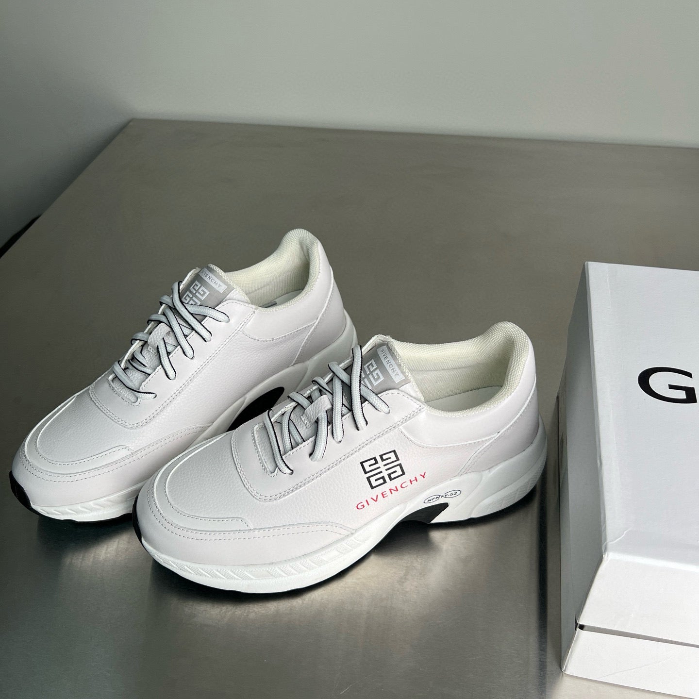Givenchy Sneakers