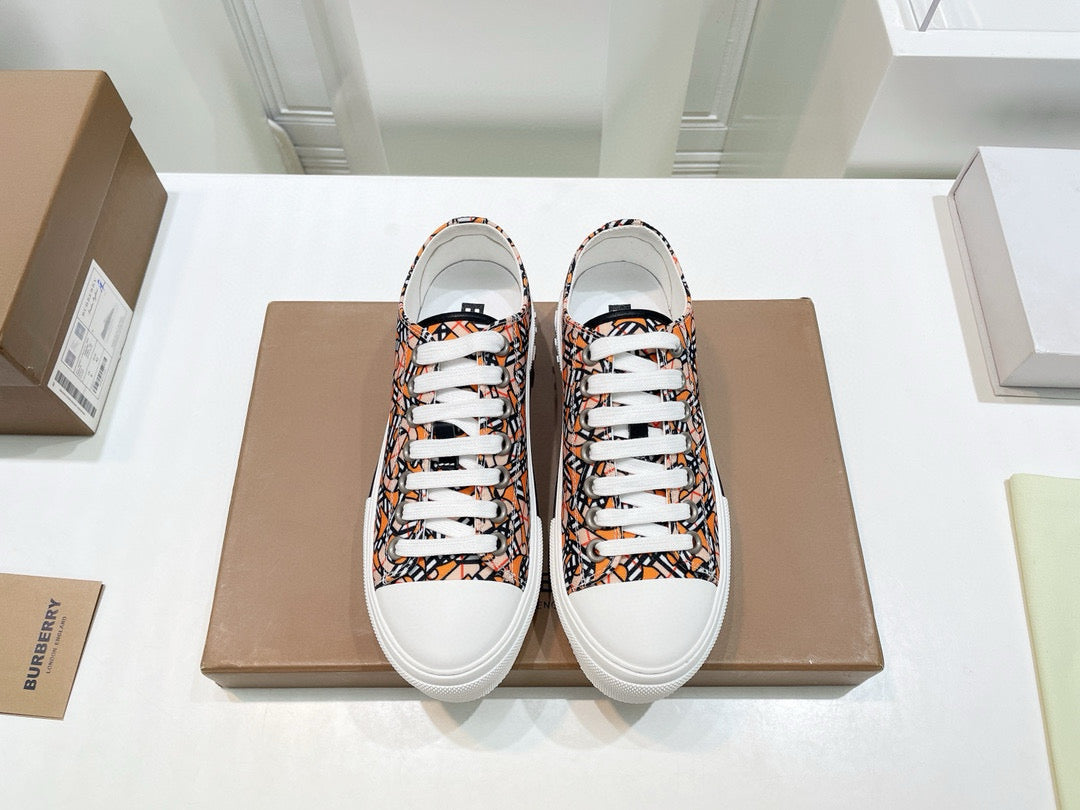 Burberry Sneakers